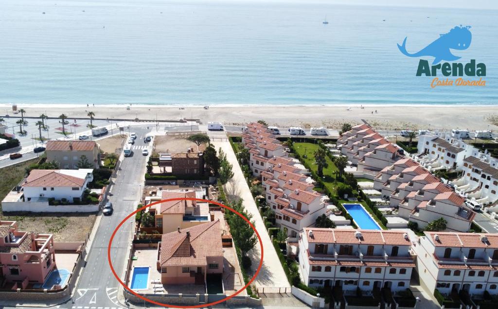 Arenda Clara villa con piscina privada al lado de la playa