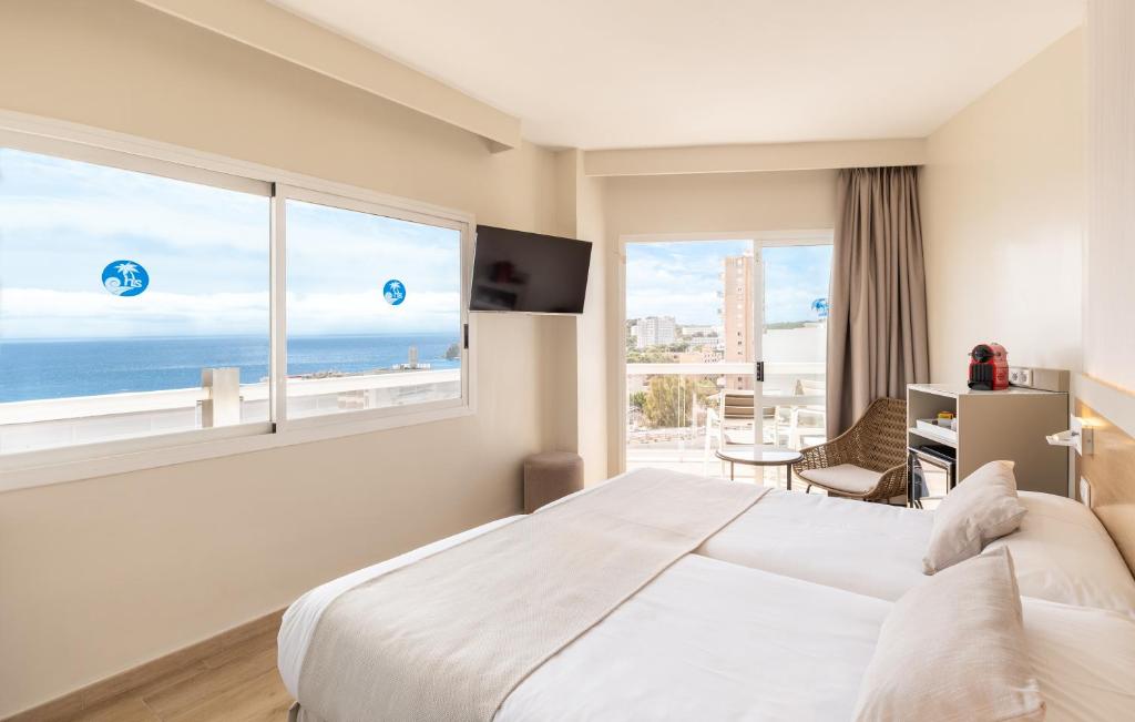 Hotel Samos photo 4