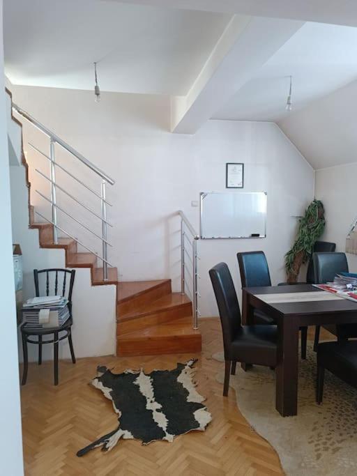 Vranje City Center, Penthouse Delux Apartment photo 2