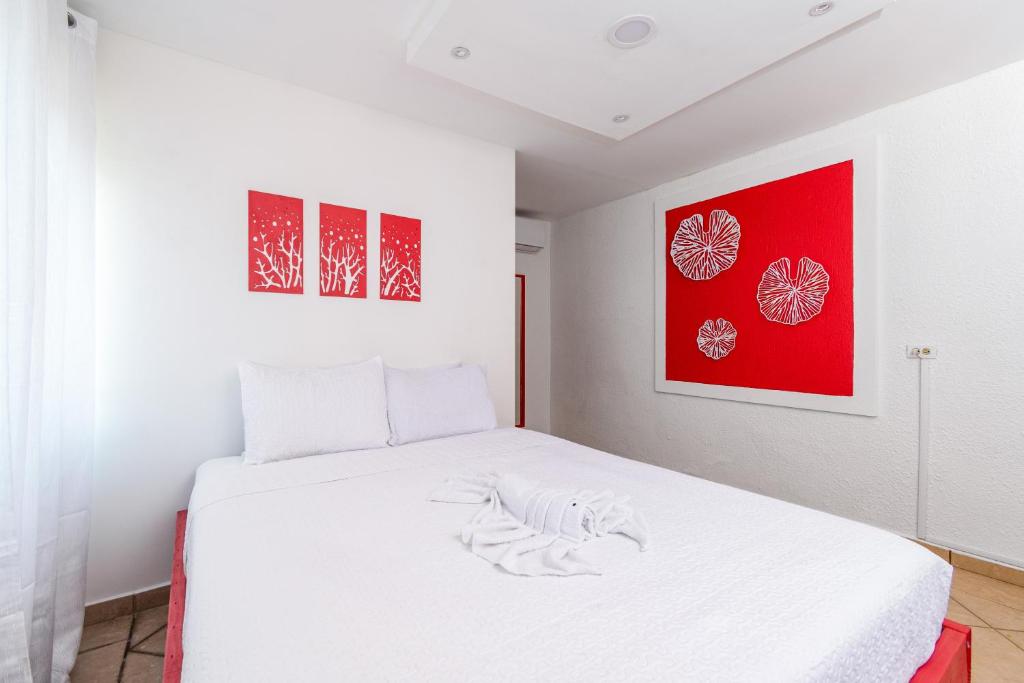 Casamares Private Room Coral with Pool and Jacuzzi 5 min to Boqueron and Beaches photo 2