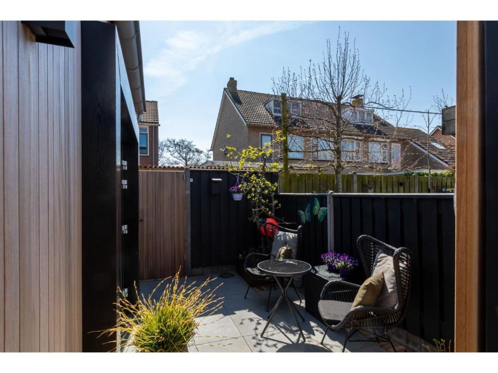 Enjoy this cozy holiday home in Zoutelande photo 1