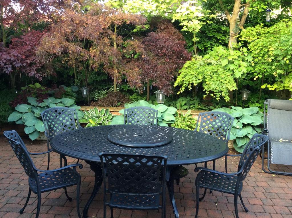 Grove House Bed & Breakfast photo 3