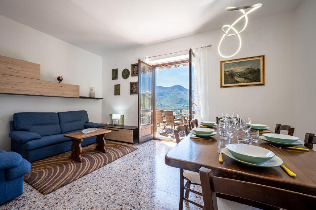 Lake view apartment with balcony and parking - Larihome A25 photo 1