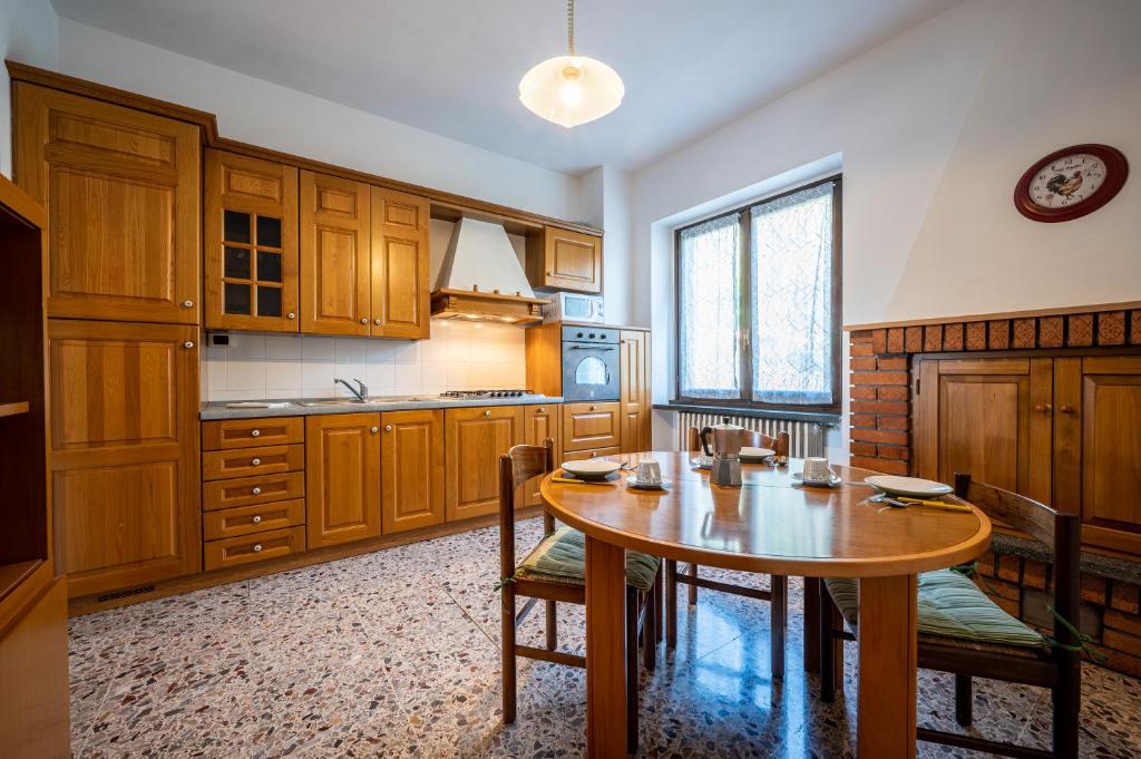 Lake view apartment with balcony and parking - Larihome A25 photo 4
