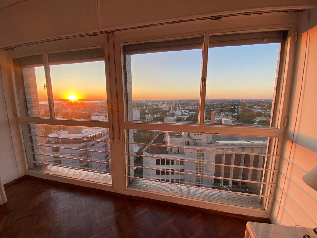 Vista a Montevideo photo 1