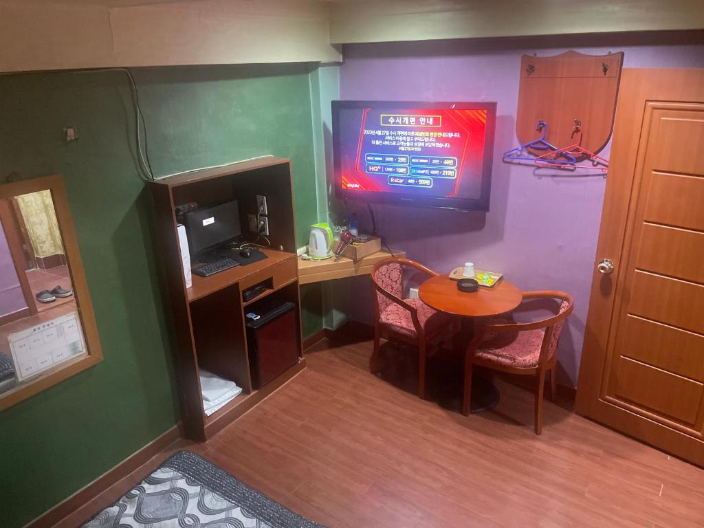 Grace Motel photo 2