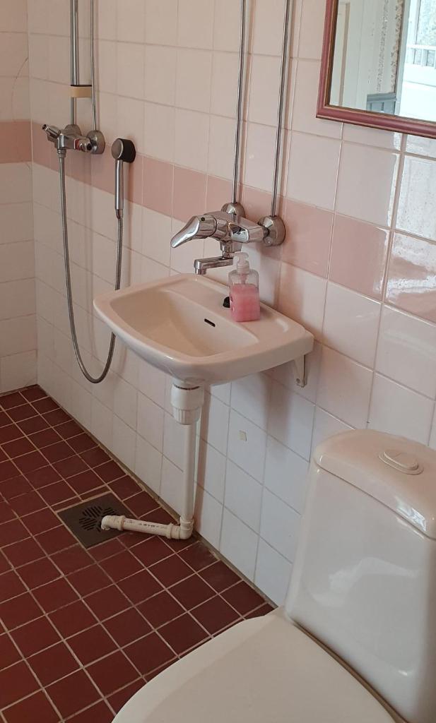 Brita Härtulls stuga photo 3