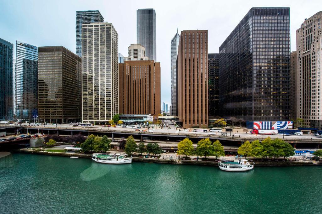 Hyatt Regency Chicago image
