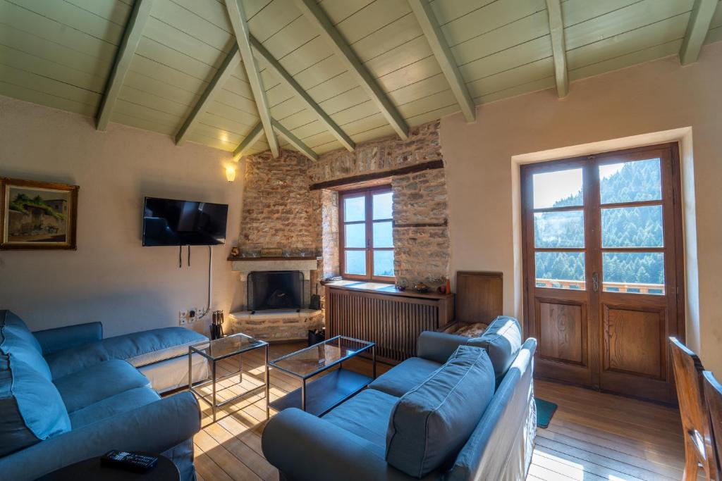 Villa Korfes-Κορφές Τριώροφη Βίλα για Οικογένειες και Παρέες photo 2