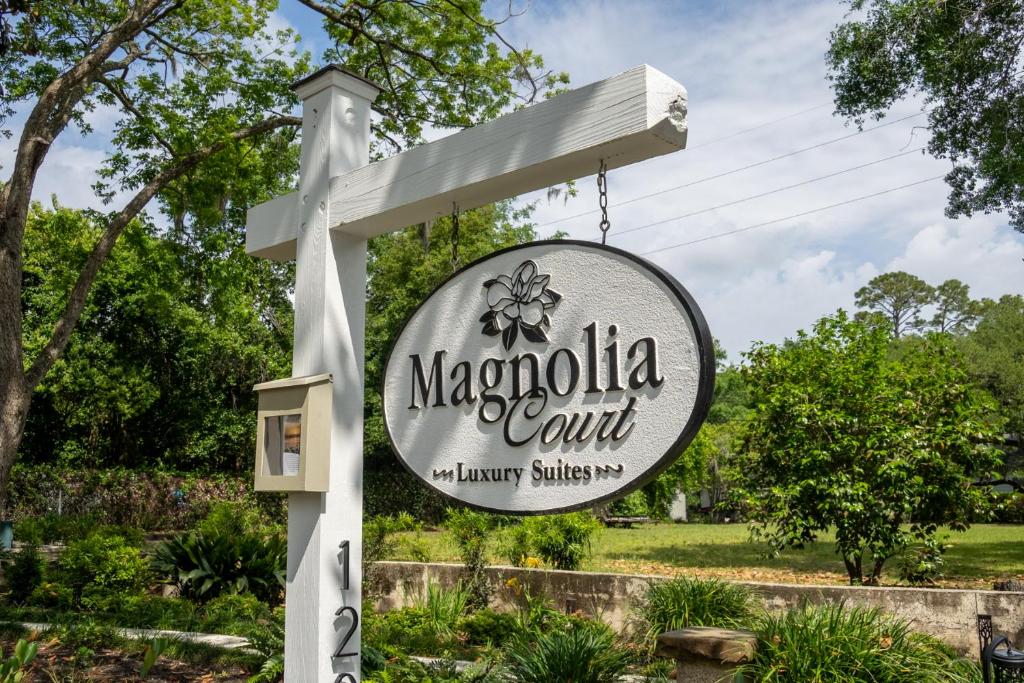 Magnolia Court Suites photo 1