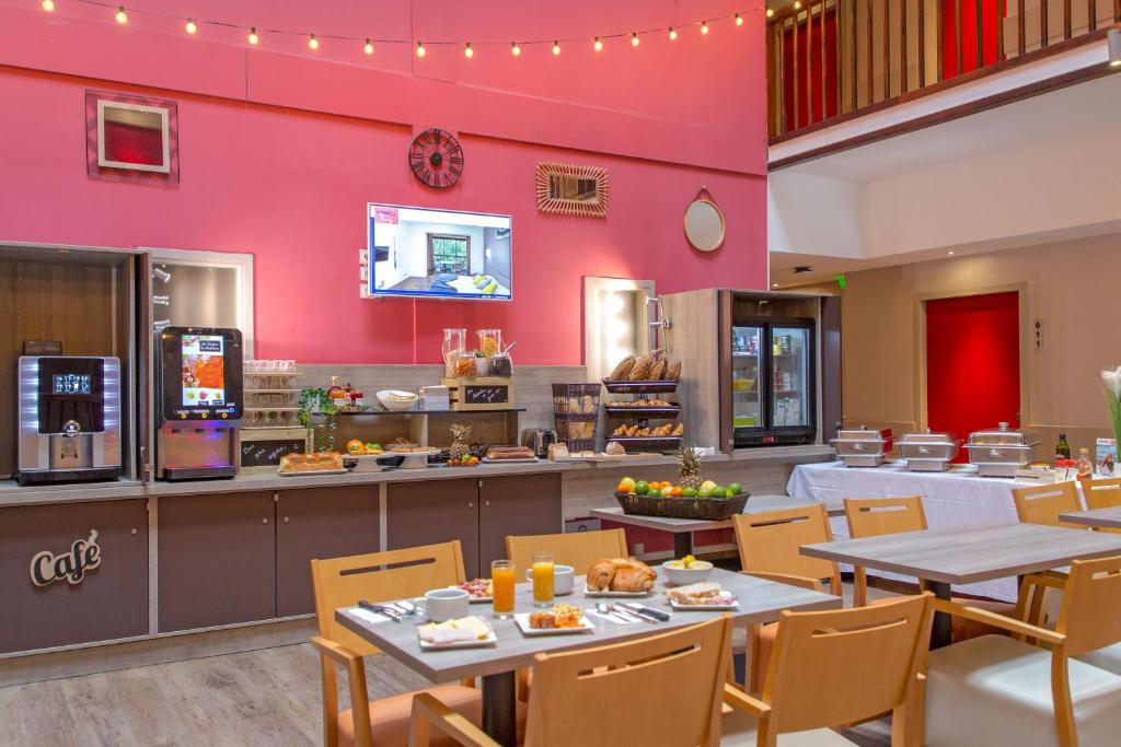 SOWELL RESIDENCES New Chastillon - 입구