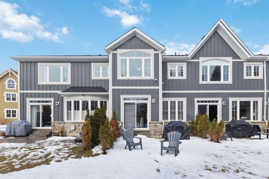 Mountain View Townhouse Fresh and Bright at Blue photo 4