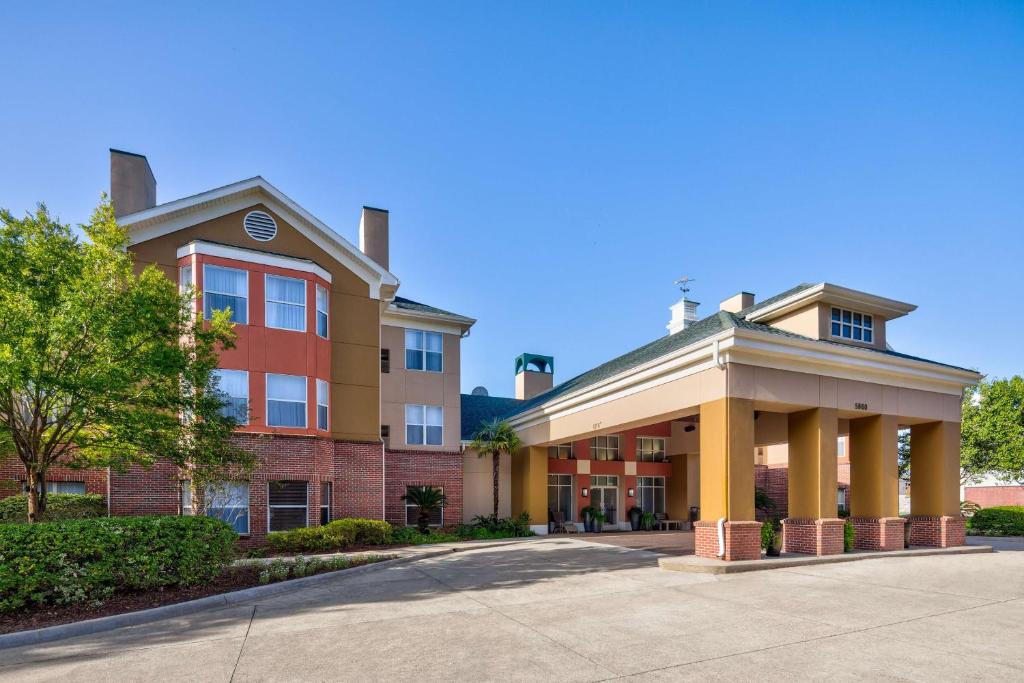 Homewood Suites by Hilton Baton Rouge image