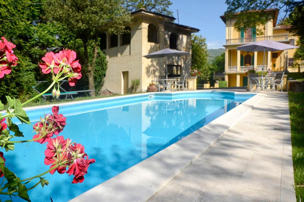 Villa Pieroni - Barga photo 1