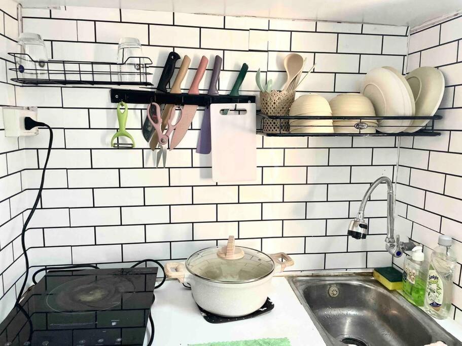 Loft House/ Hoan Kiem Lake/ Book Street