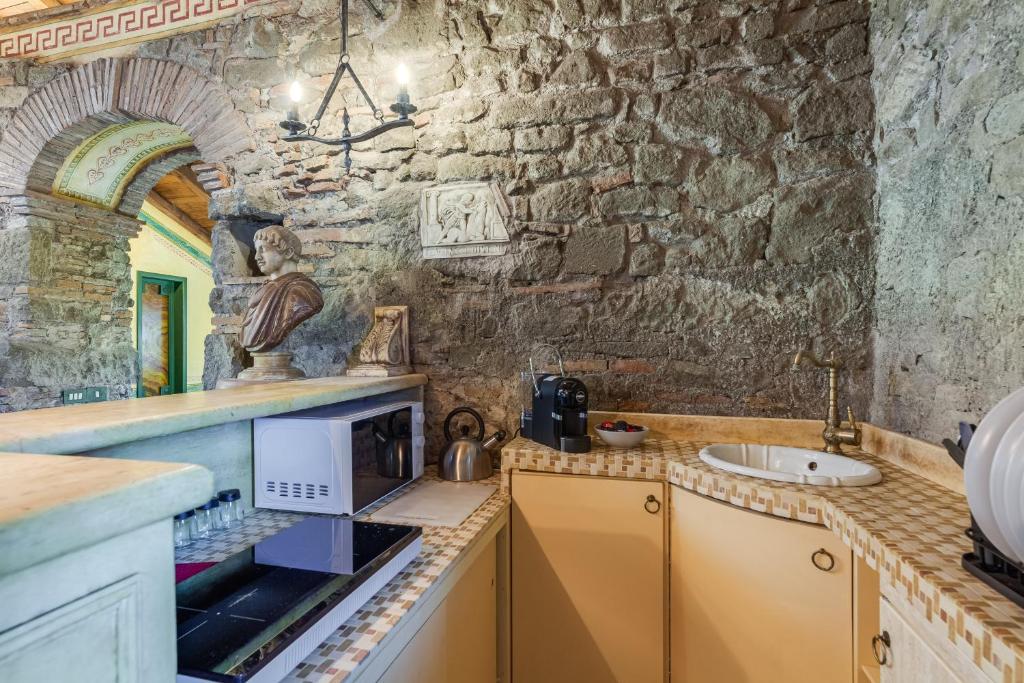 Roman Oasis Villa photo 4