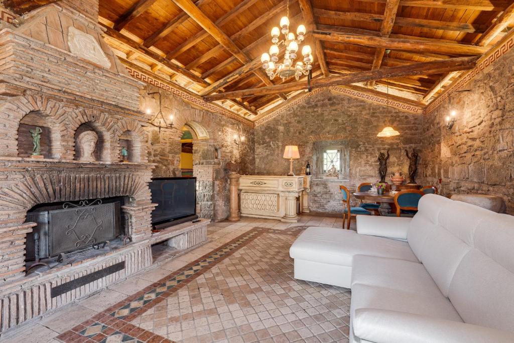 Roman Oasis Villa