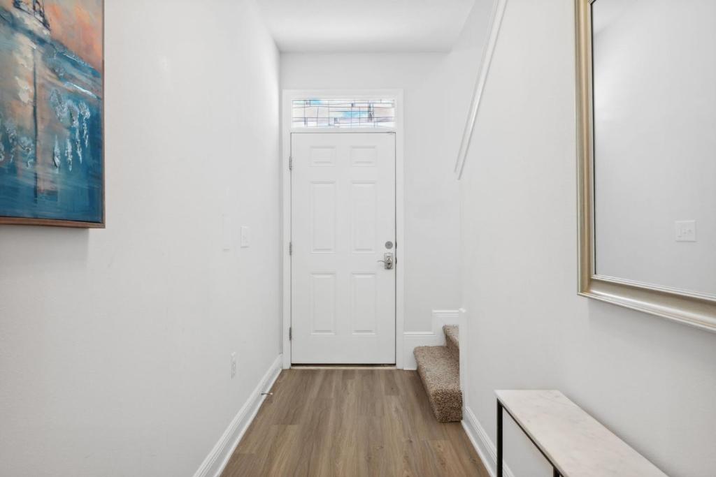 Hathaway Townhomes - 7584 Shadowlake by Nautical Properties