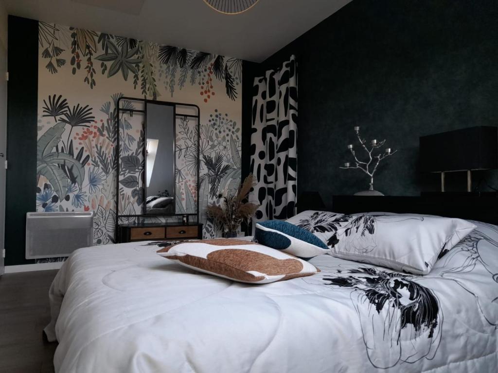 CHAMBRE DANS UN ECRIN DE VERDURE photo 4