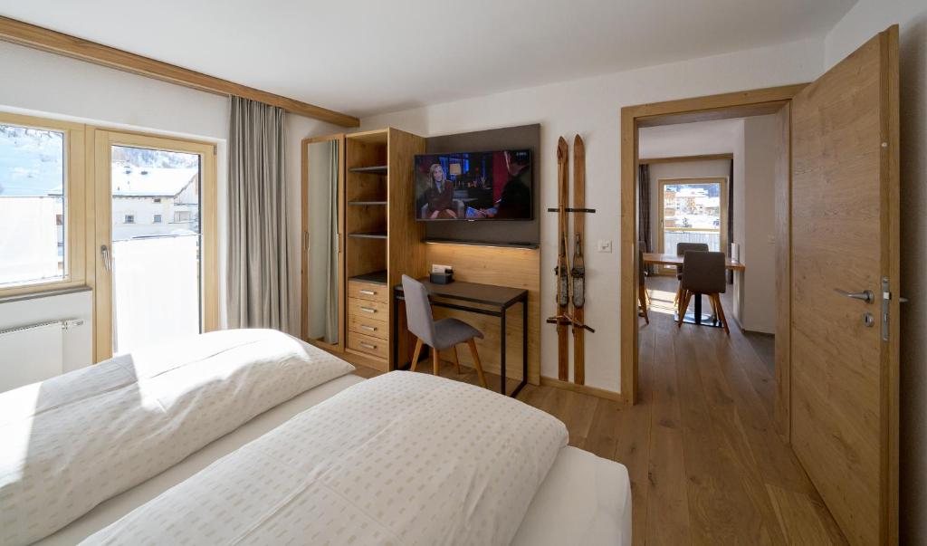 Aparthotel Grischuna photo 1