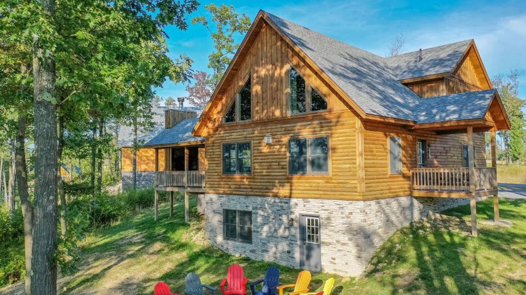 Cj's Mountain Lodge image