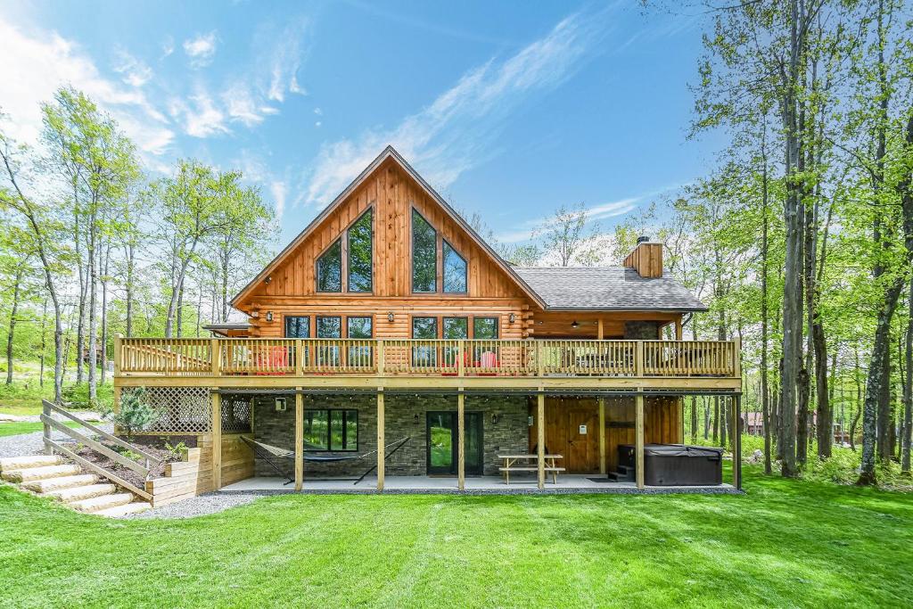 Sawin' Logs image