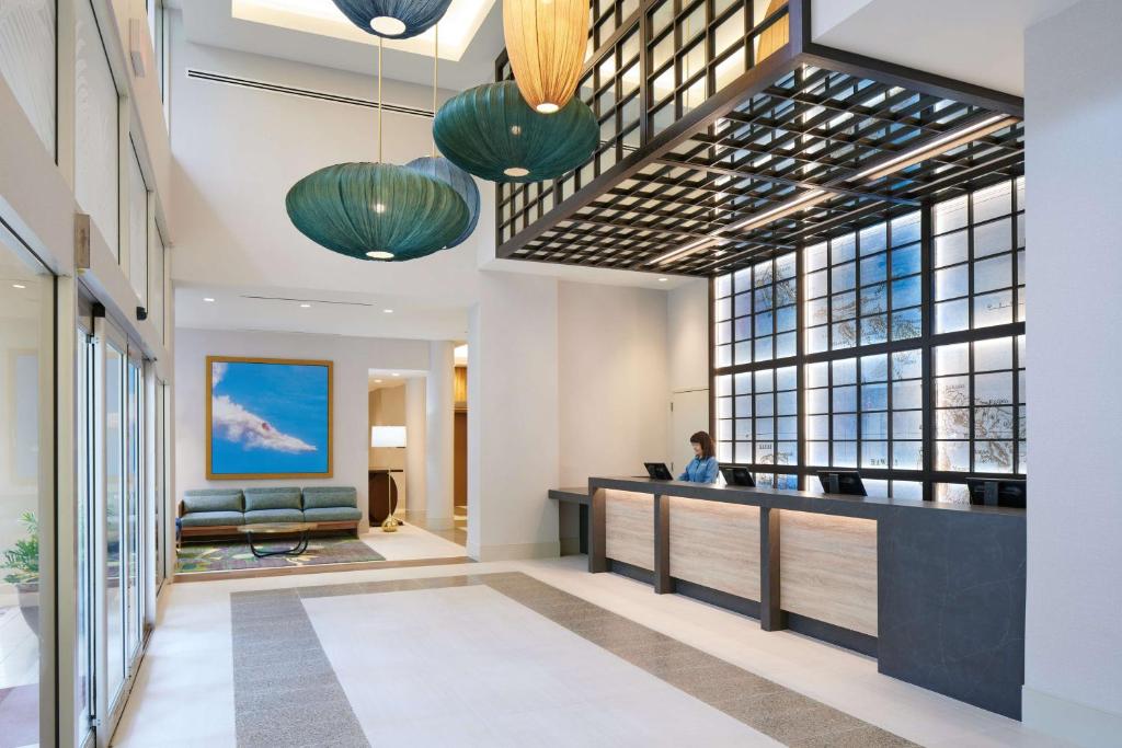Waikiki Malia image