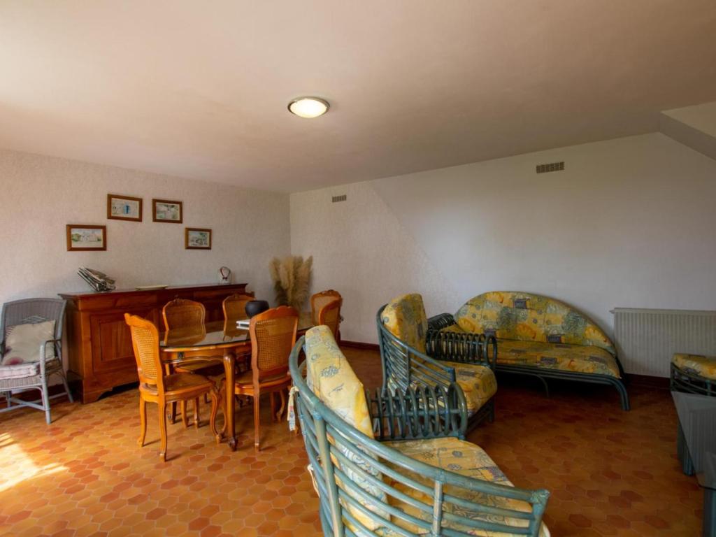 Gîte Paulin, 4 pièces, 6 personnes - FR-1-616-246 photo 4