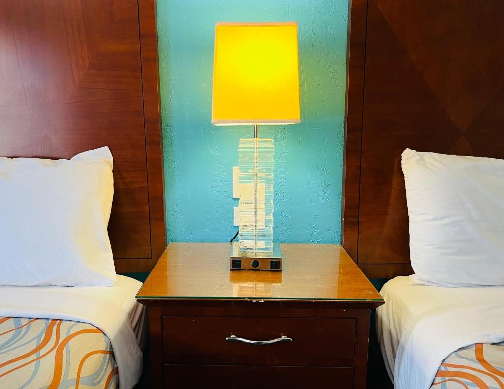 Relax Inn Lawton photo 1