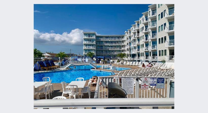 El Coronado Resort image