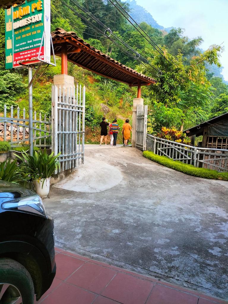 Nặm Pé Homestay