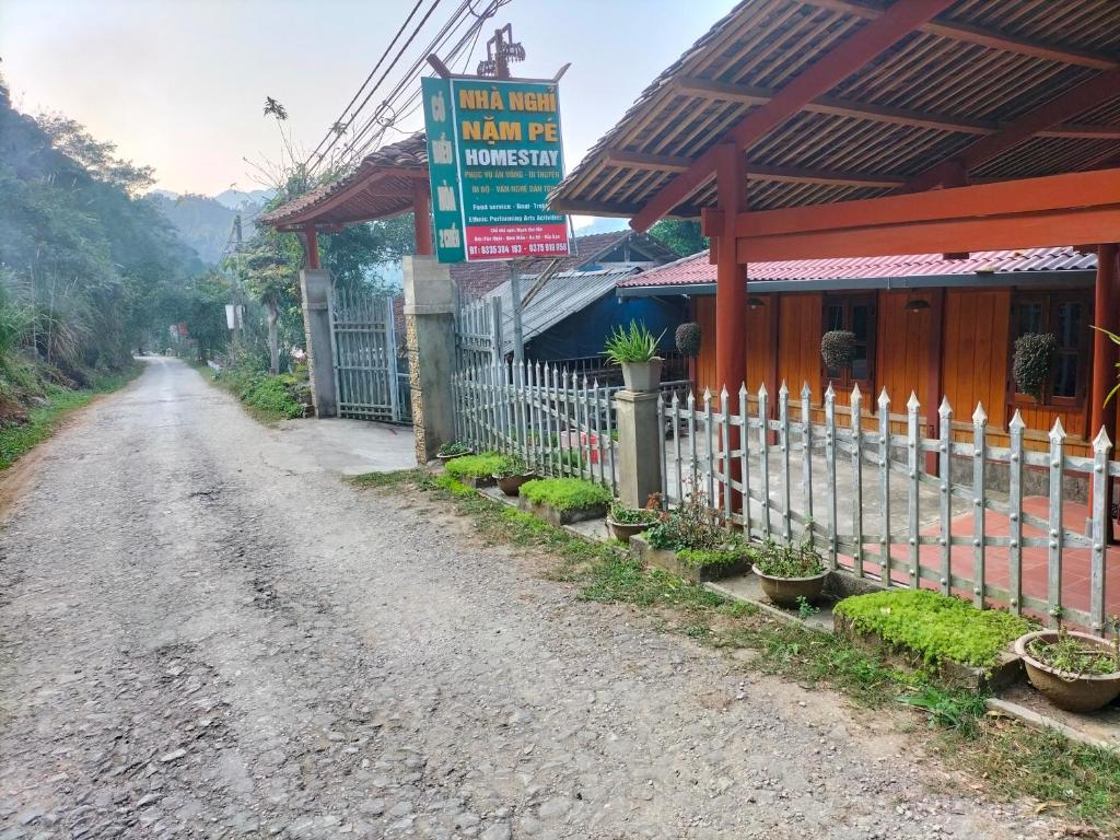 Nặm Pé Homestay