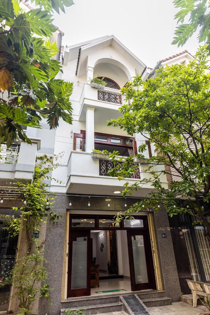 Simple House Near Beach and Night Street