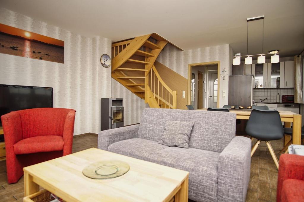 idyllisches Ferienhaus mit eigener Sauna, Kamin und Terrasse - Haus Boddenblick photo 1