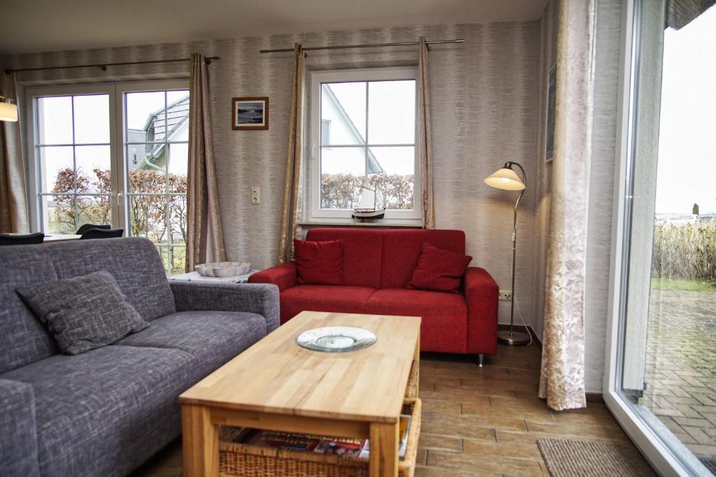 idyllisches Ferienhaus mit eigener Sauna, Kamin und Terrasse - Haus Boddenblick photo 2