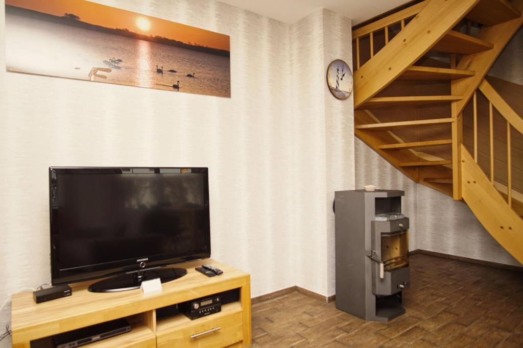 idyllisches Ferienhaus mit eigener Sauna, Kamin und Terrasse - Haus Boddenblick photo 3