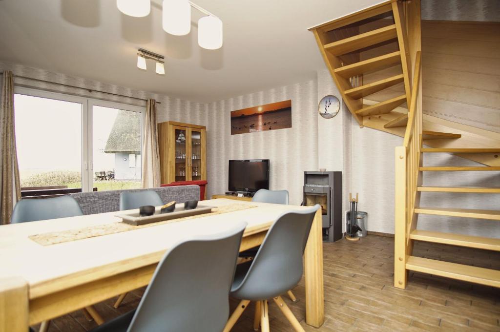idyllisches Ferienhaus mit eigener Sauna, Kamin und Terrasse - Haus Boddenblick photo 4