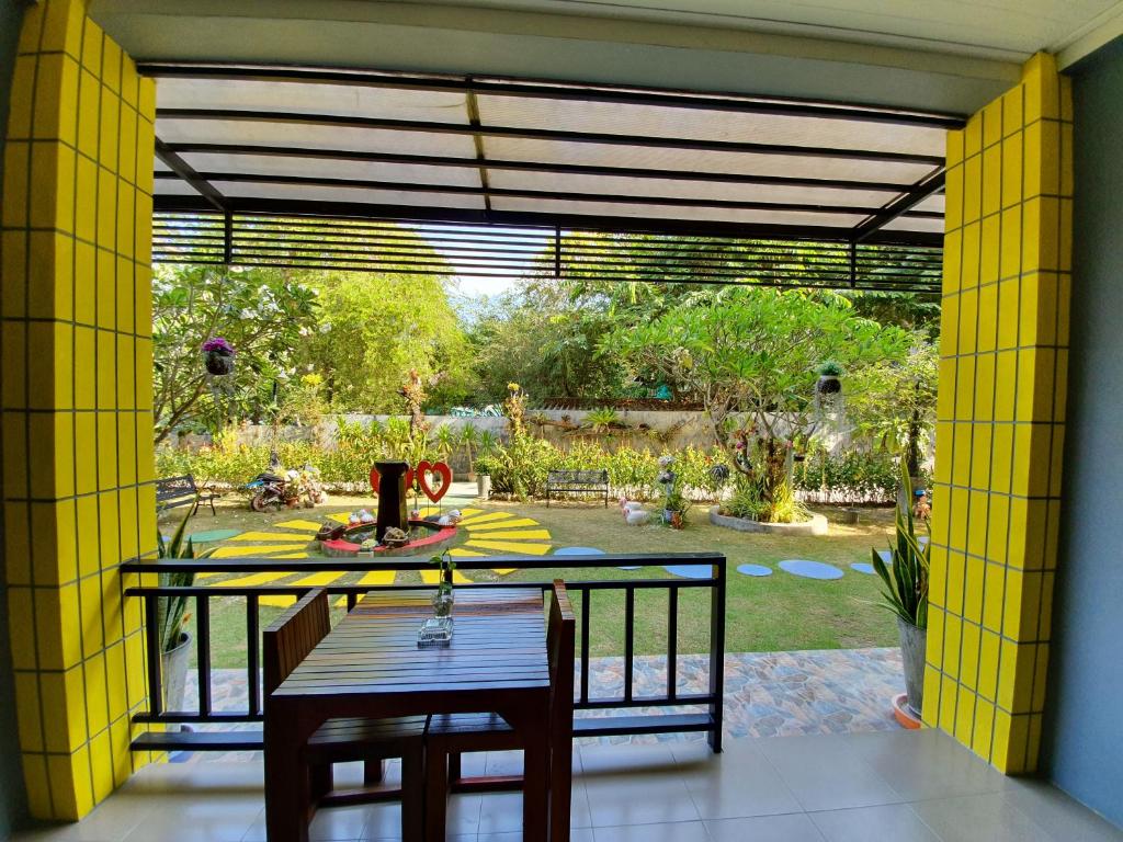 Greenery Resort Koh Tao photo 1
