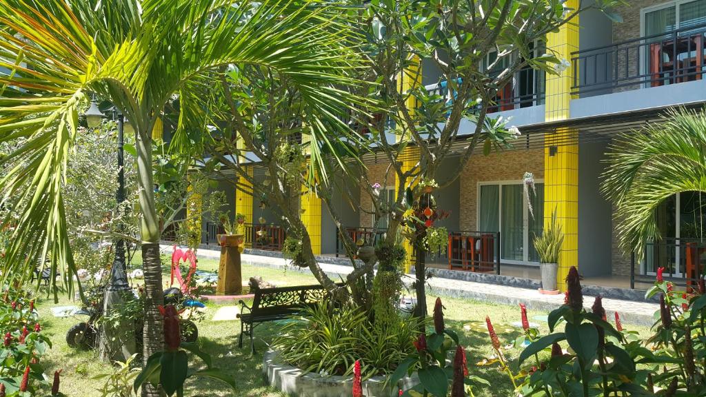 Greenery Resort Koh Tao photo 2