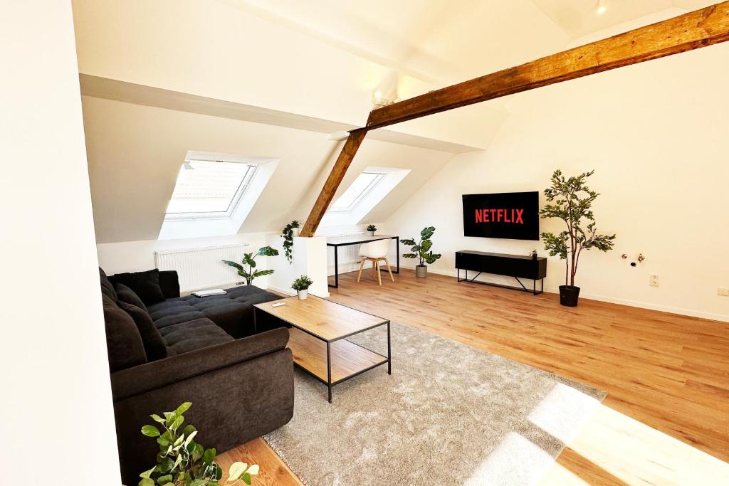 Suite-Apartment zentral in Krefeld mit hohen Decken, Krefeld