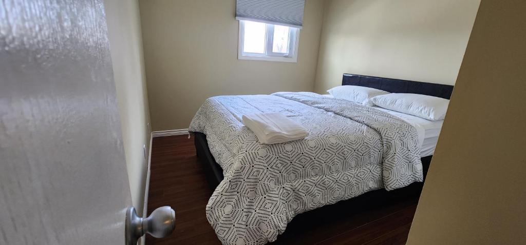 Chesskings - 3 Bedrooms - Chancellor Drive - Pembina Hwy photo 2