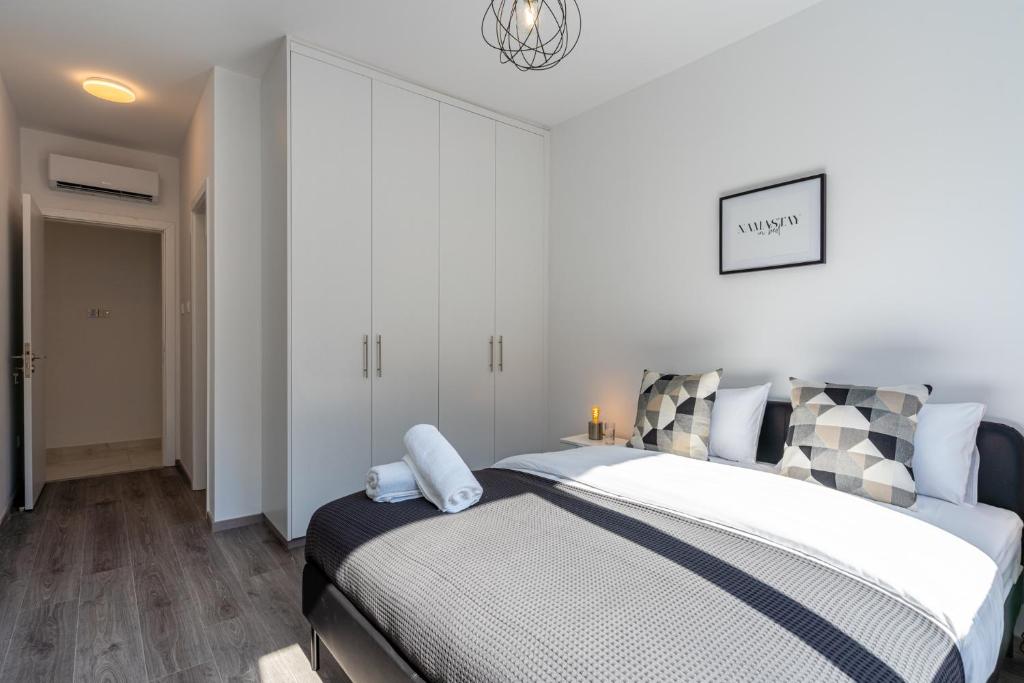 Miles 2-Bedroom Apt in Livadia photo 1
