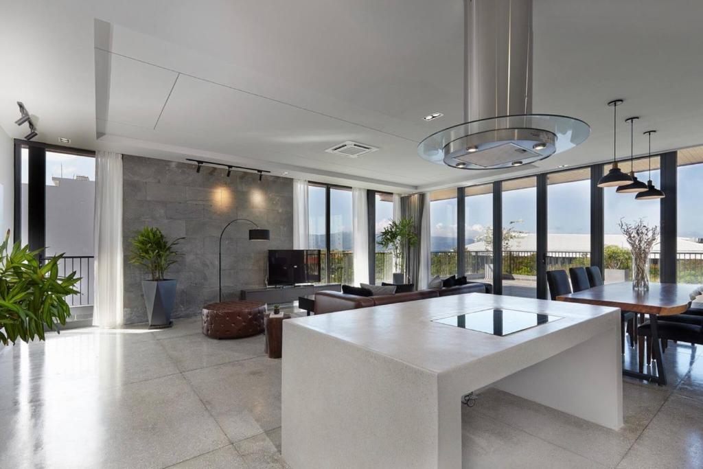 Spacious 1bdr Perfect For Romantic Weekend Seaview