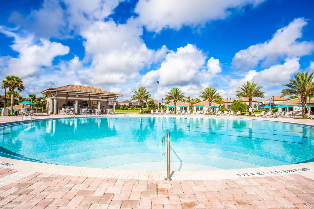 GIANT Villa wPrivate Pool&Spa, Game Room, & More photo 4