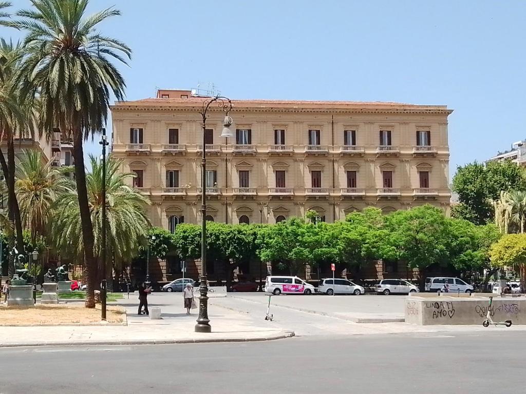 Attico al Teatro Politeama photo 1