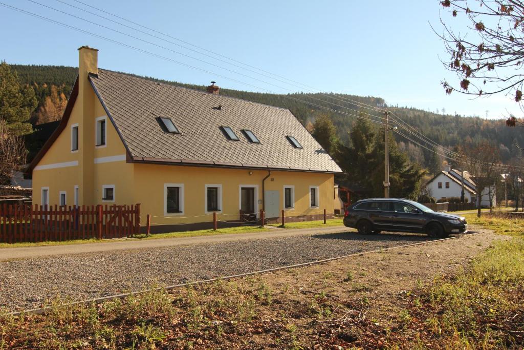 Apartment Ostružná photo 2