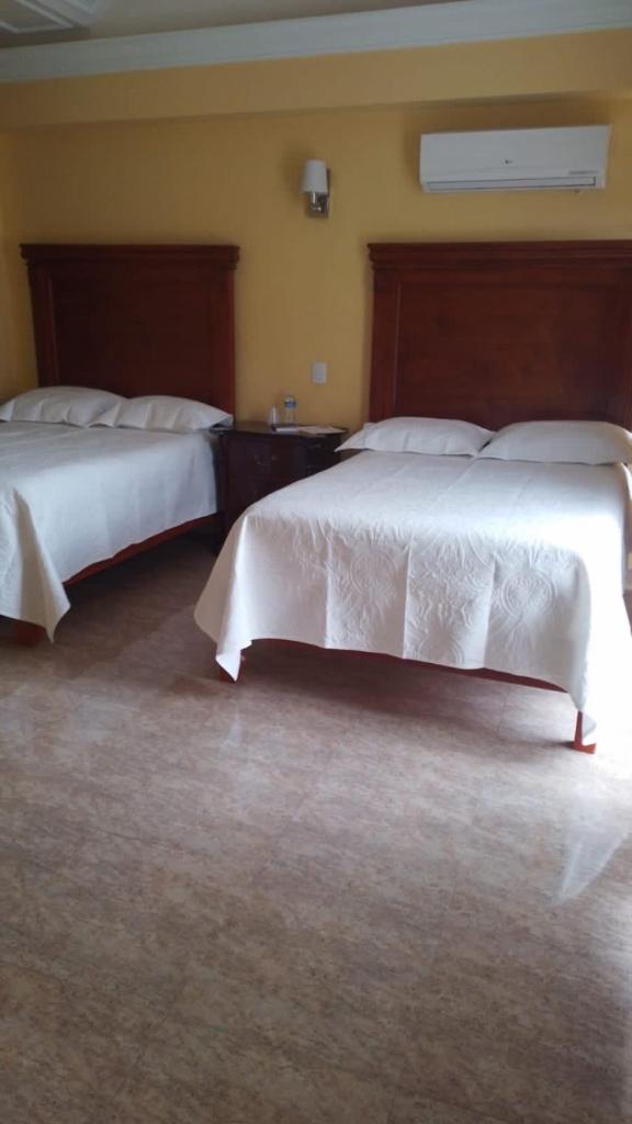 Hotel la finca photo 1