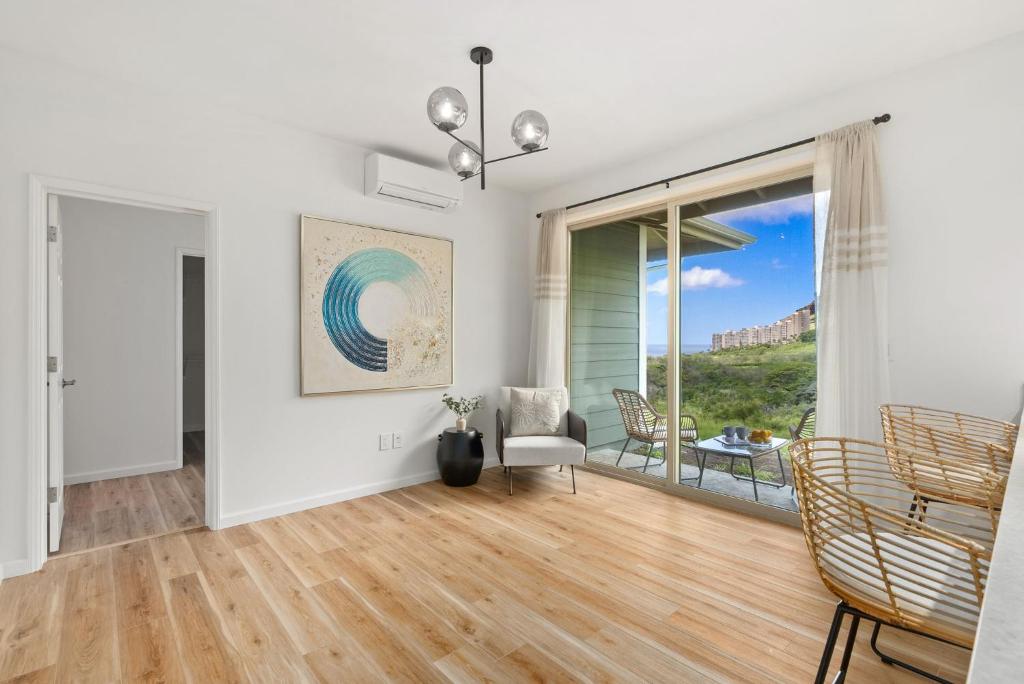 @ Marbella Lane - 2 master suites MT+Ocean Views - Tap to explore photos