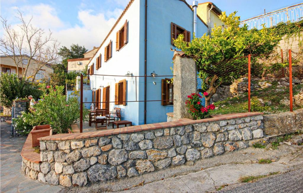 Awesome Home In Maratea With 3 Bedrooms And Wifi photo 2