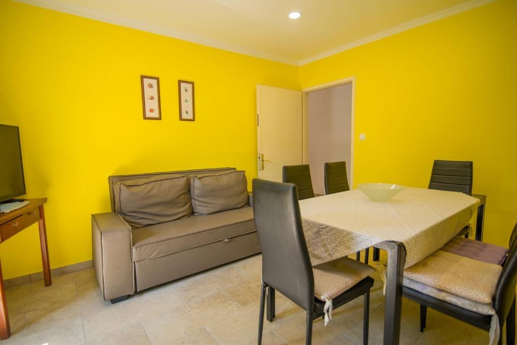 Apartments with a parking space Losinj, Losinj - 21194 photo 3